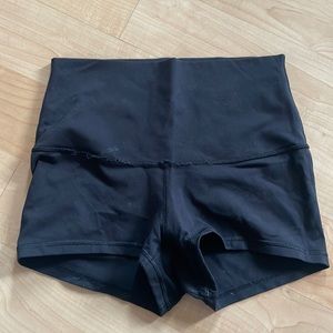 Lululemon Size 6 shorts